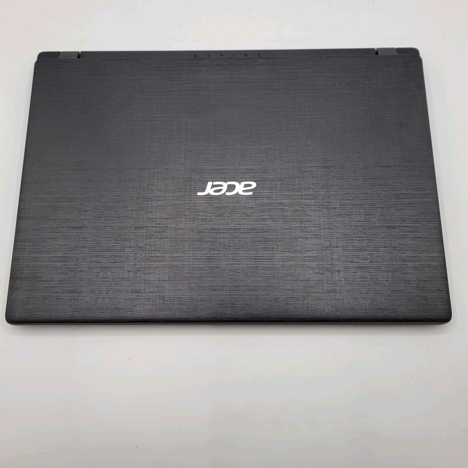 14″ Acer Aspire 1 A114-31-C4HH Laptop Celeron N3450 1.1GHz 4GB RAM – BAD BATTERY