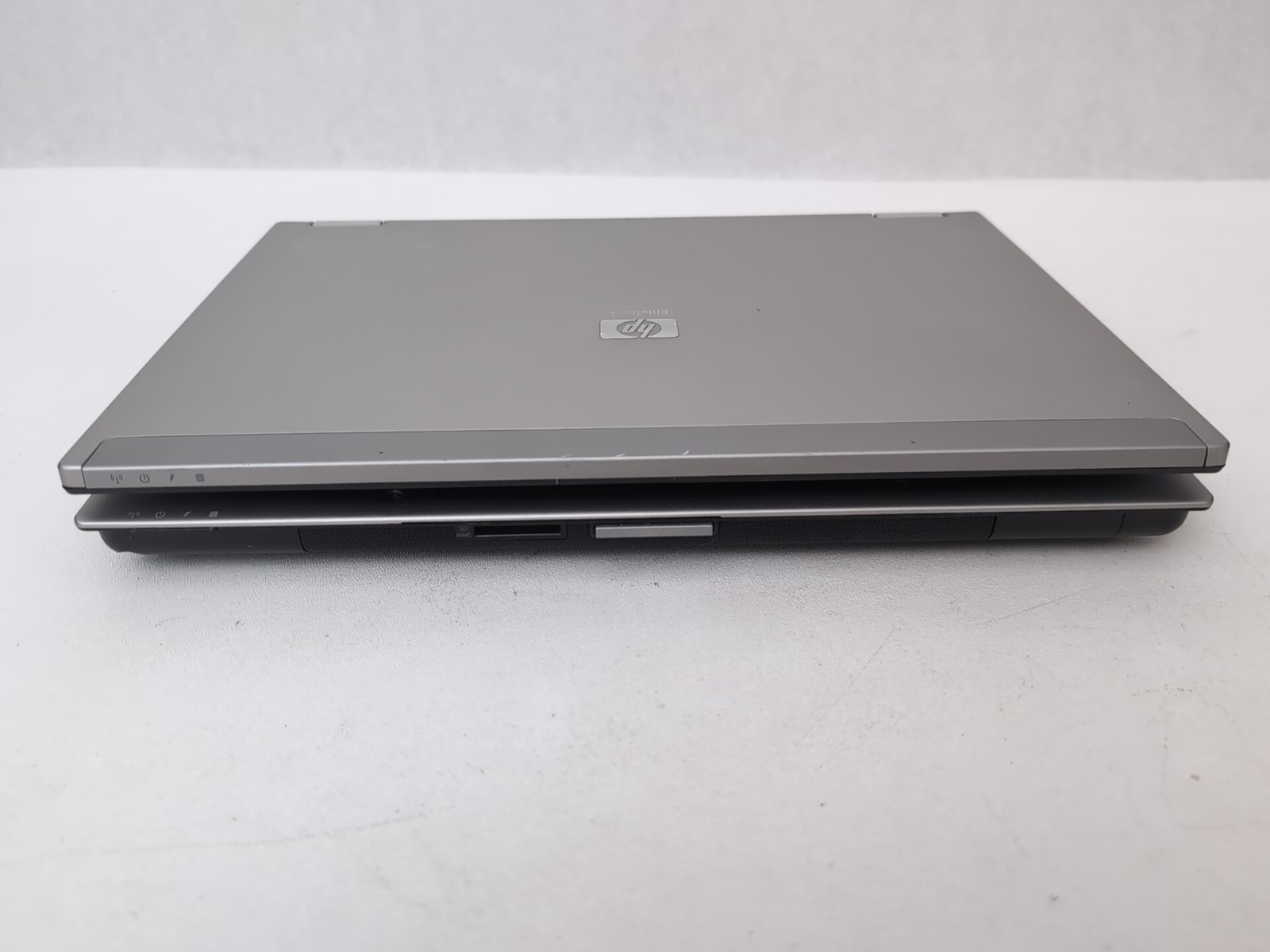 Parts Or Repair HP EliteBook 6930P Intel Core 2 Duo Unknown Specs – No Power