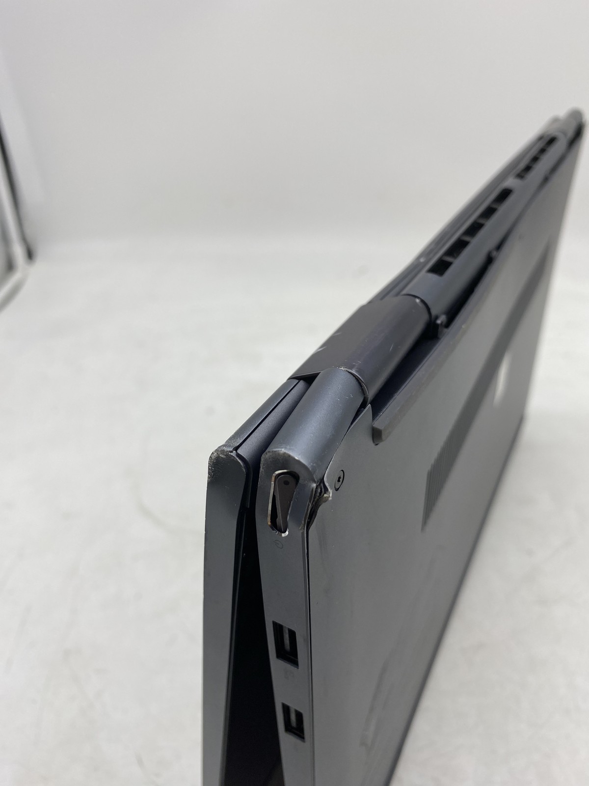 Lenovo Yoga 7 15IL5 Laptop Intel Core i5 1135G7 8GB RAM – No HDD