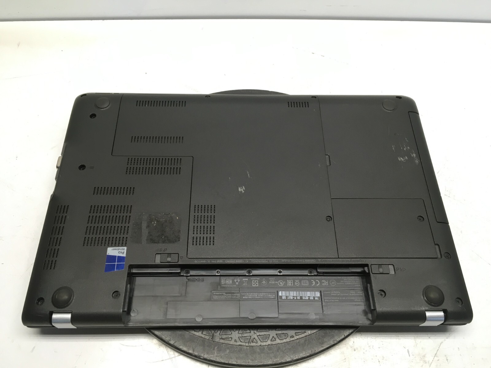 Lenovo ThinkPad E550 Intel i3-4005U 1.7GHz 4 GB NO HDD