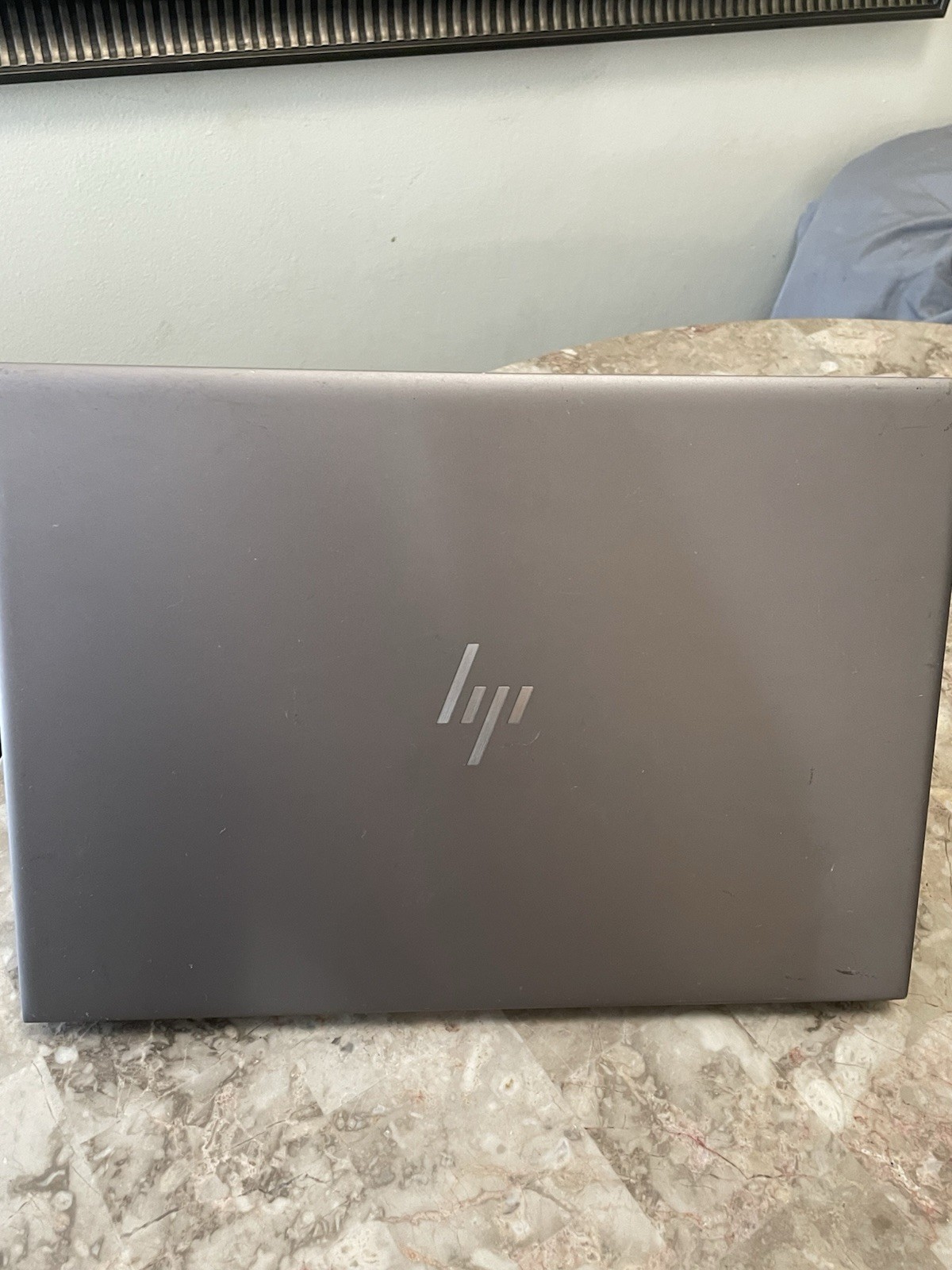 HP ZBook 14u G5 i5-8350U 1.70GHz 4GB RAM 128GB SSD – Windows 11