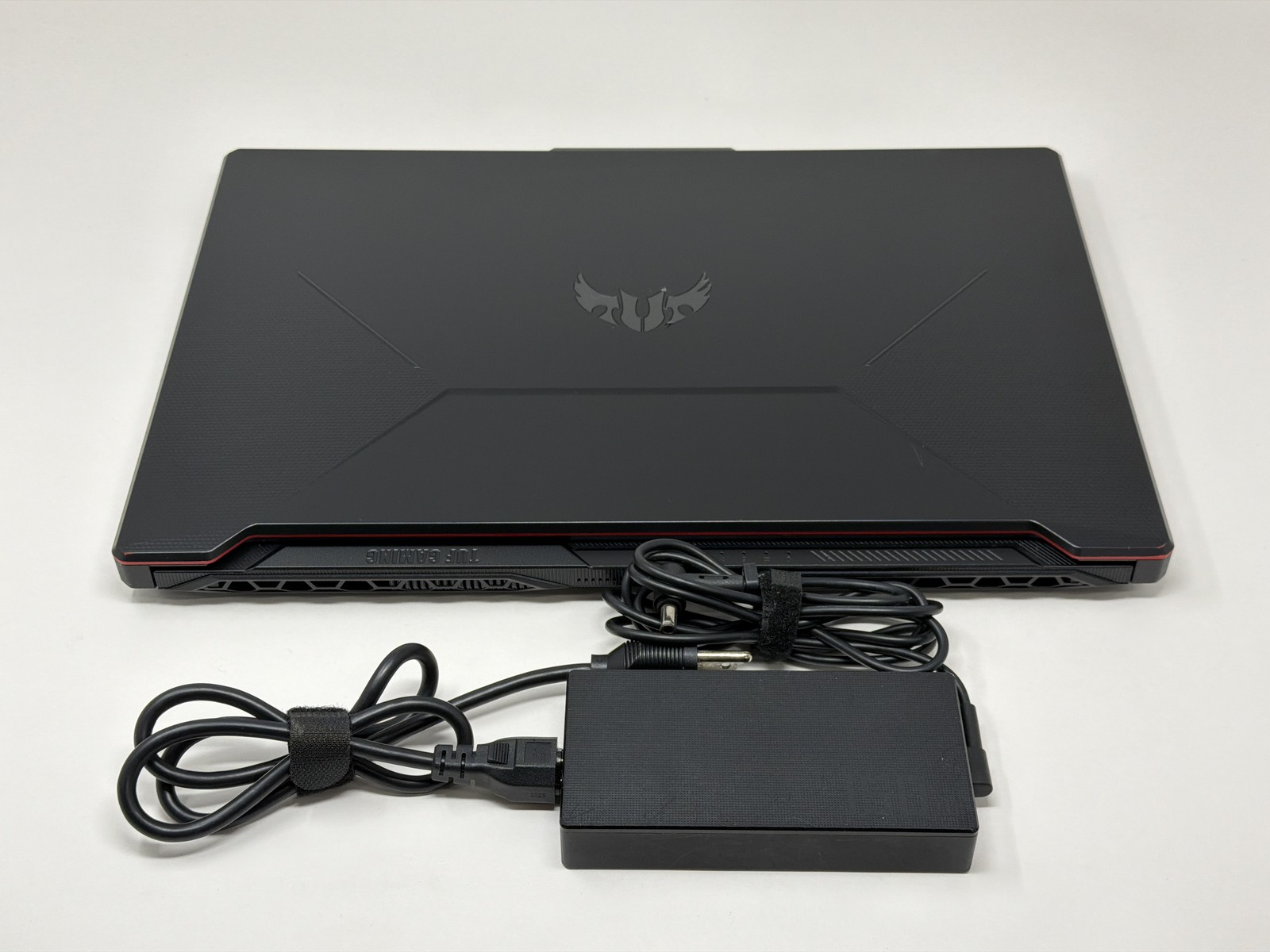 Asus TUF A17 AMD Ryzen 5 512GB SSD 8GB RAM Nvidia 4GB 17in FHD Gaming Very Good