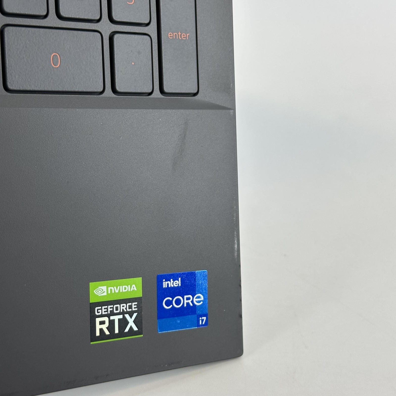 Dell G15 5511 15.6 165Hz FHD i7-11800H 2.30GHz 16GB 1TB SSD NVIDIA RTX 3060 Good