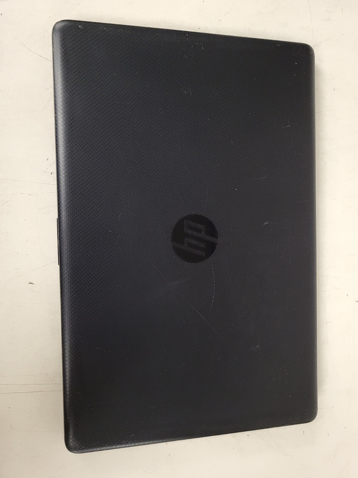 HP Laptop 15z-db100 Ryzen3 3200U 2.6GHz 16gb ram 256gb SSD charger CND9301Q30
