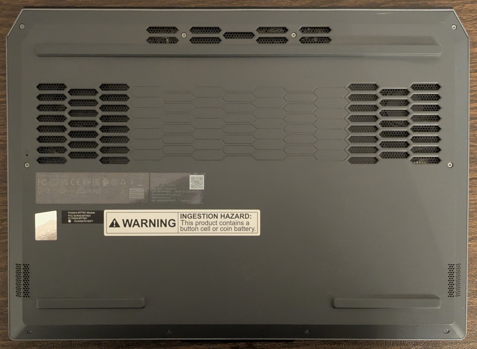 Lenovo LOQ 15.6″ FHD 144Hz (Ryzen 5 7235HS, 12GB/512GB SSD, RTX 4050) Laptop