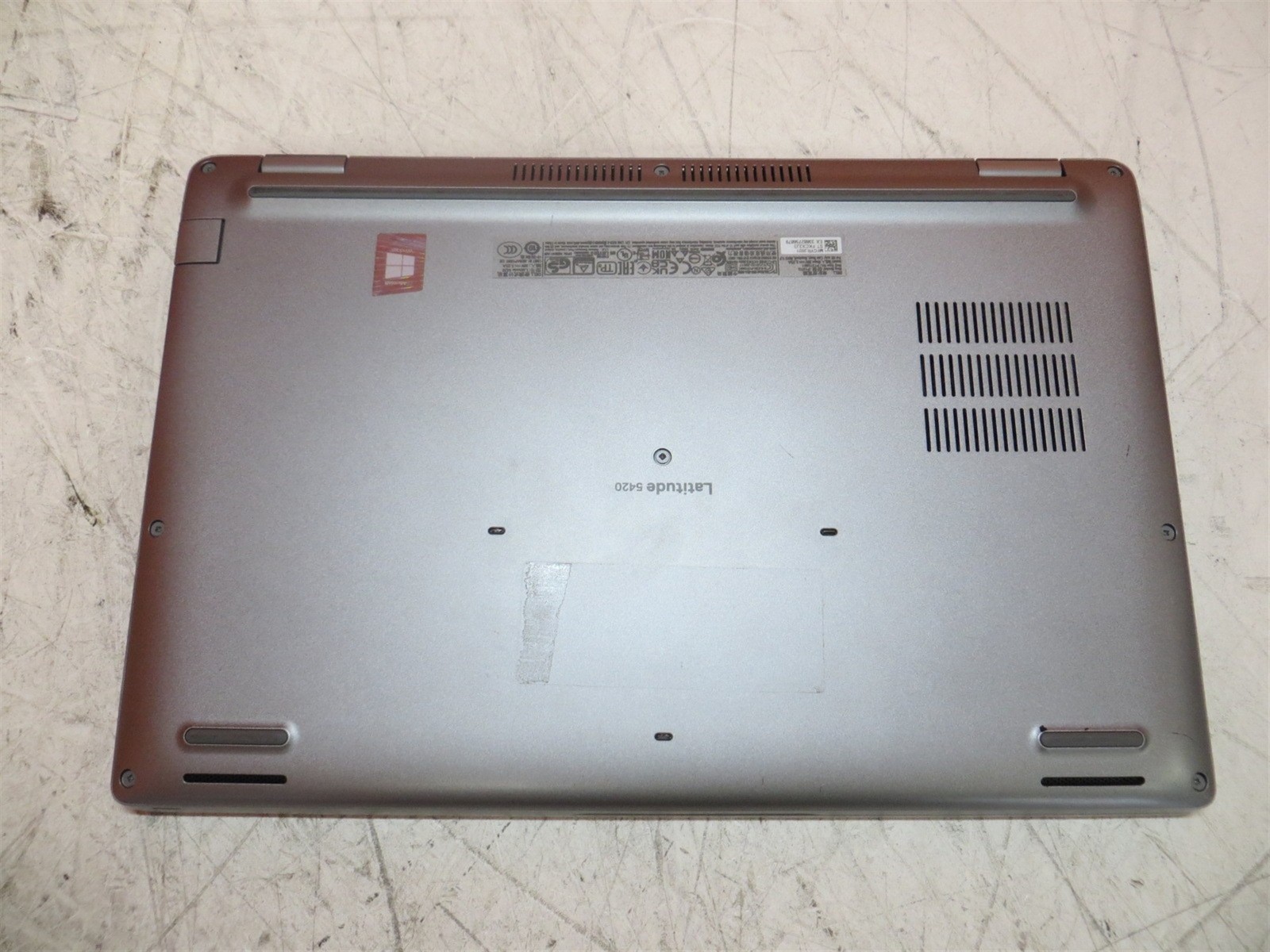 Scratched LCD Dell Latitude 5420 Laptop Intel i5-1135G7 2.4GHz 8GB 256GB SSD