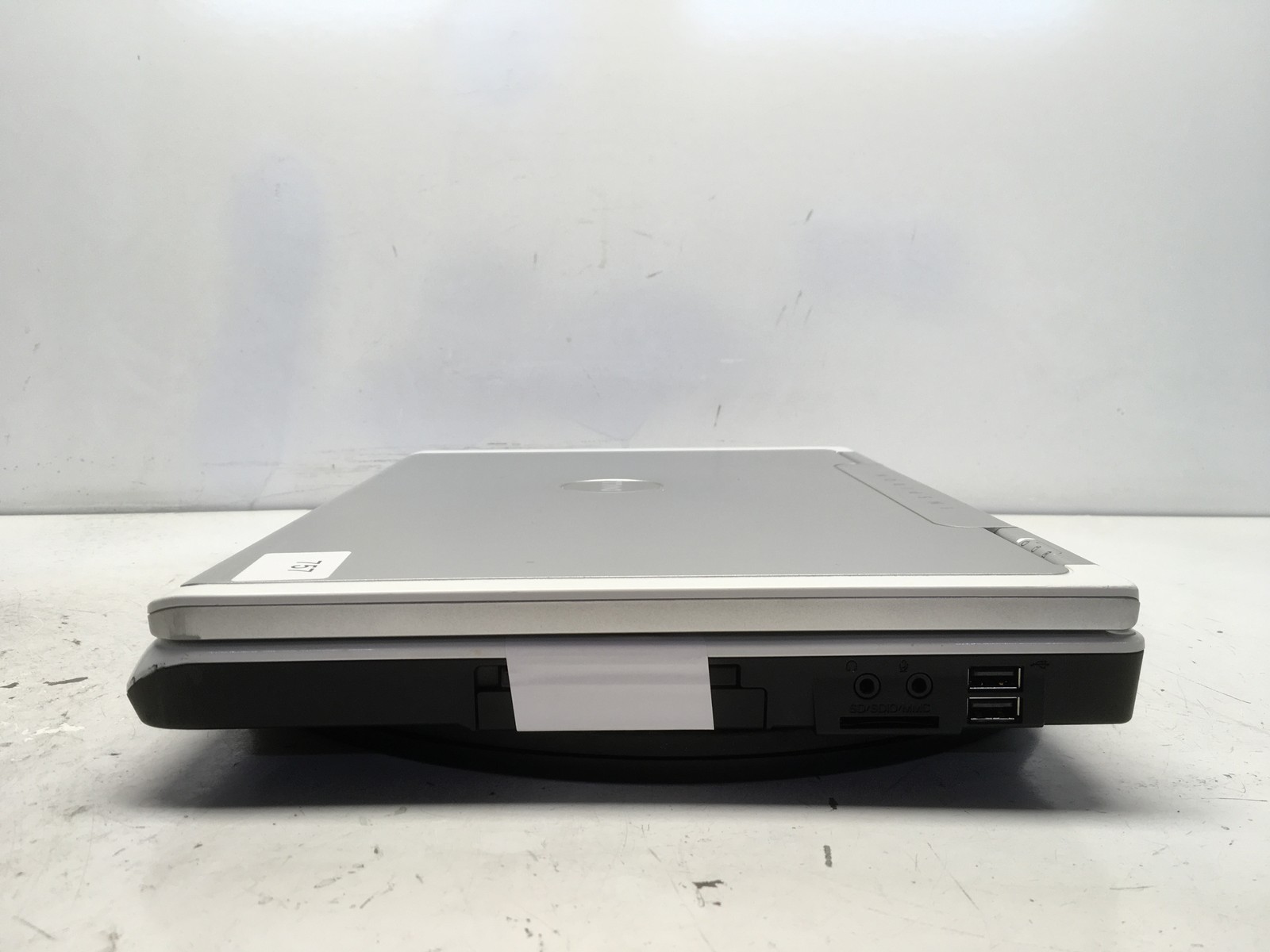 Dell Inspiron 1501 AMD Athlon 64 X2 No RAM NO HDD No Batt
