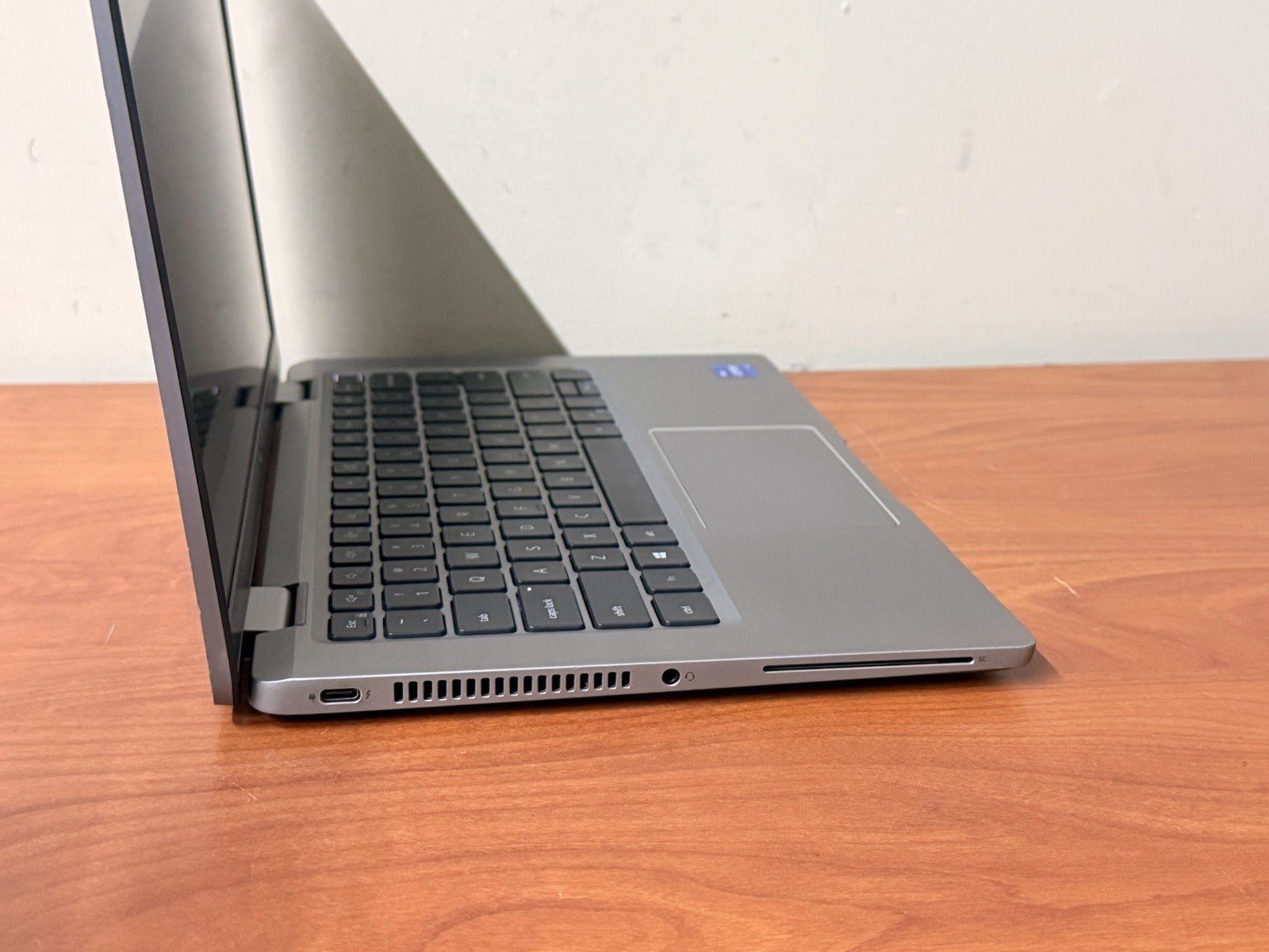 Touch Screen Dell Latitude 7420 Core i7-1185G7@2.8Ghz 16GB 256G Win11 Pro