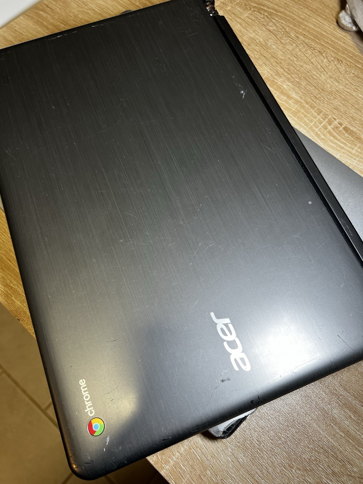 2 Acer Chromebooks Laptops ( Silver Works ) (Black Unaware If It Works (READ)