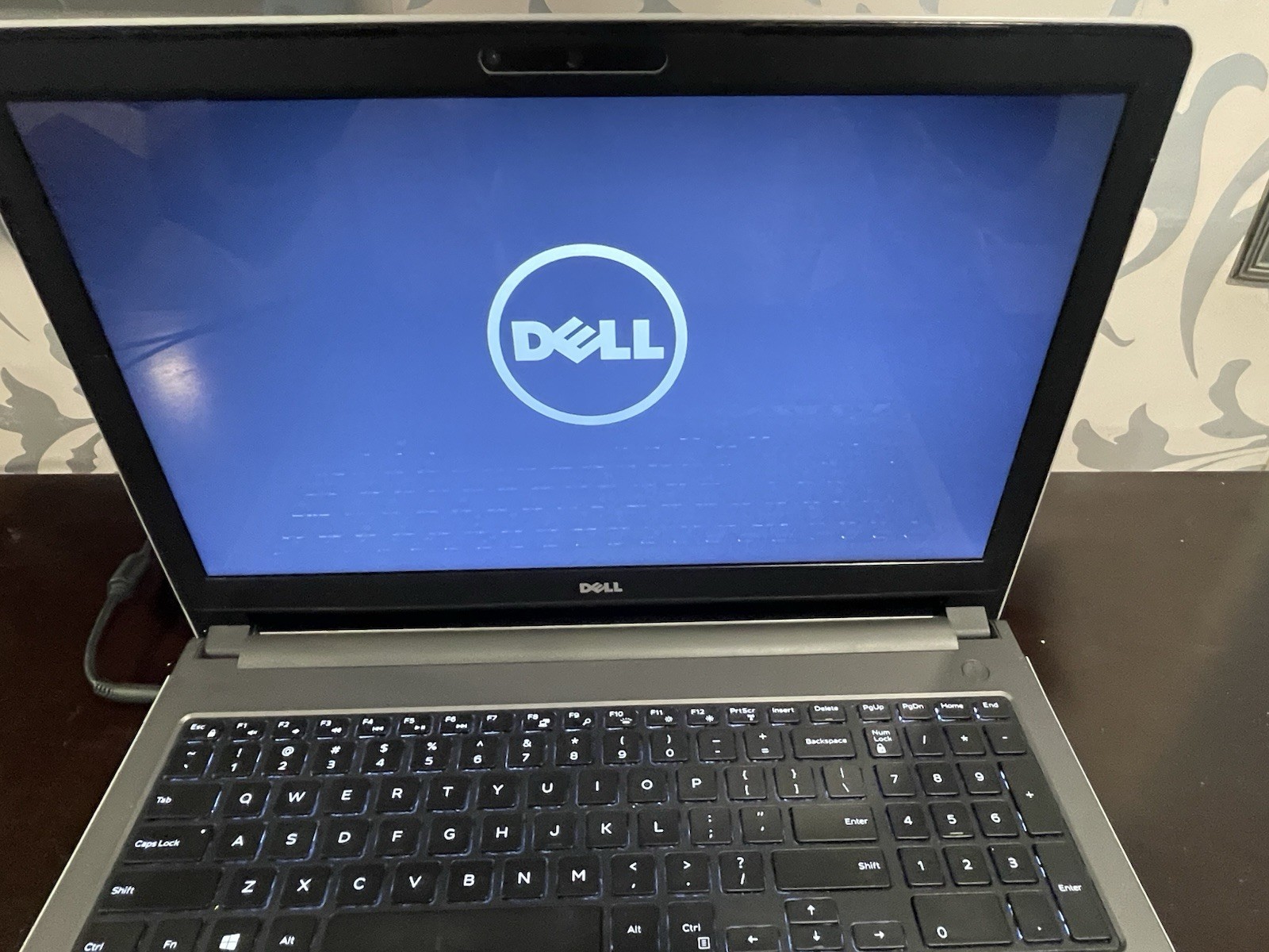 Dell Inspiron 5559 i5-6200U 6GB RAM 1TB HDD 15.6” Laptop – Works – Read