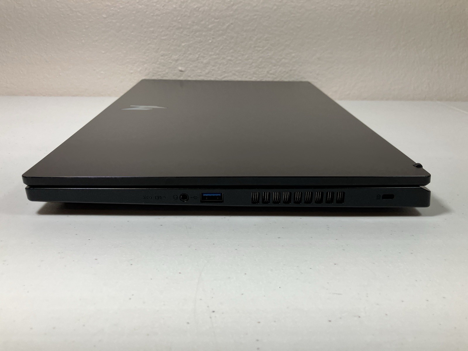 ACER Nitro ANV15-41-R2Y3 Laptop Ryzen 5 7535HS RTX 4050 (For Parts or Repair)
