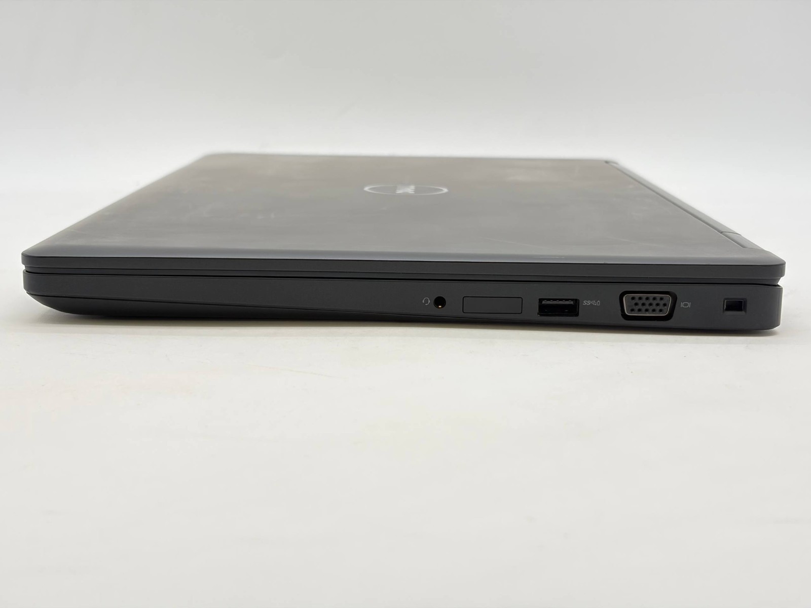 Dell Latitude 5580 i5-7300HQ@2.5GHz 8GB RAM 256GB SSD w/Battery Win 10Pro GradeB