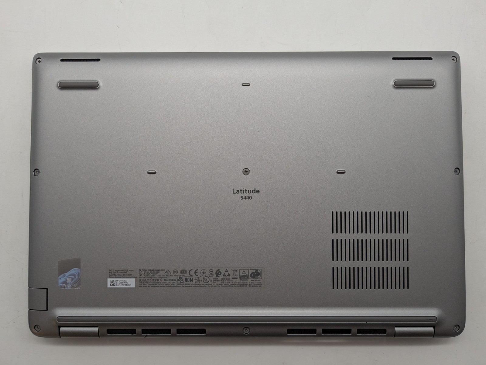 Dell Latitude 5440 14″ FHD I7-1365U 512GB 32GB W11P Backlit FPR Warranty