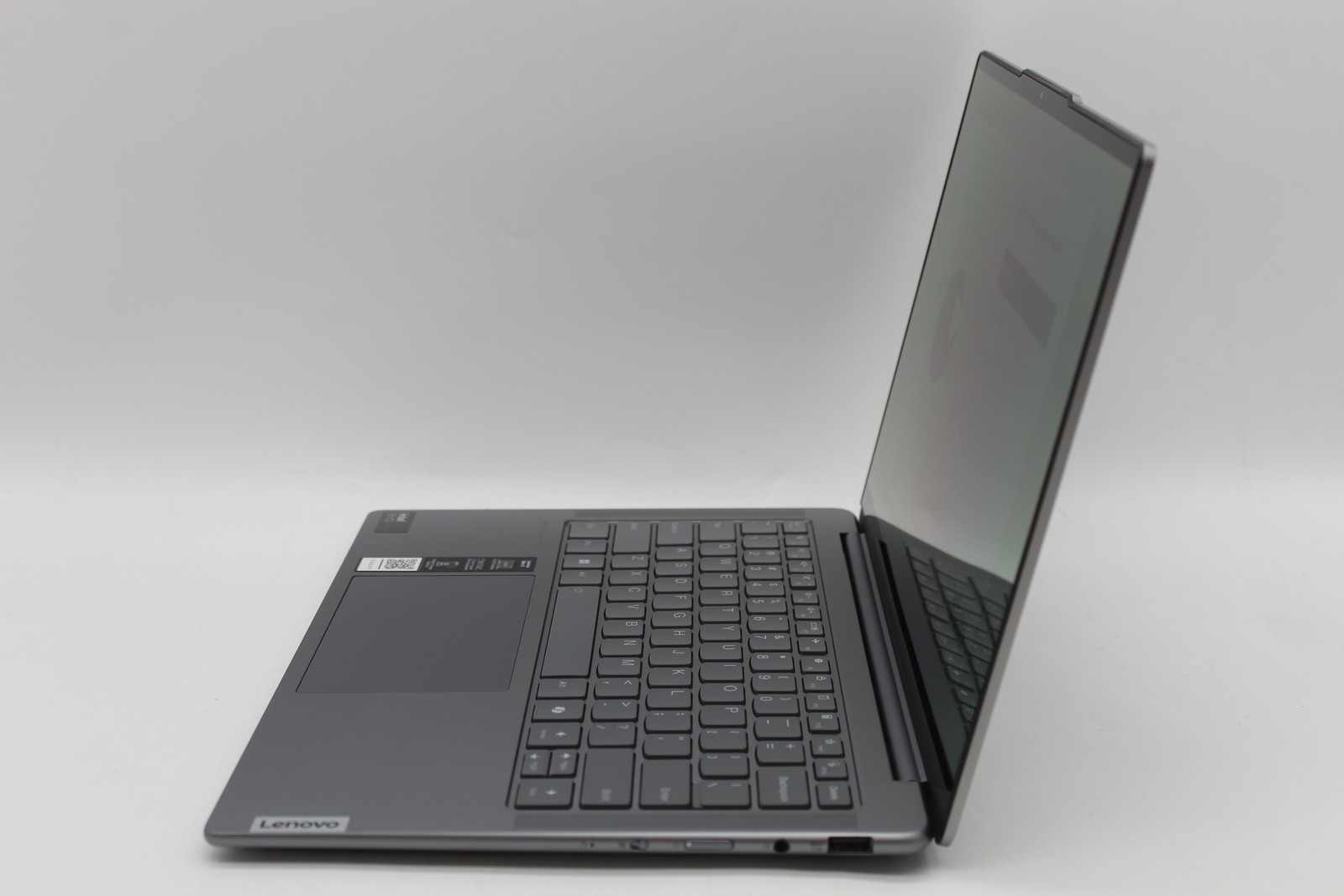 Lenovo Slim 7 14″ Touch Intel Core Ultra 7 155H 16GB 512GB 83D80000US PC1744554