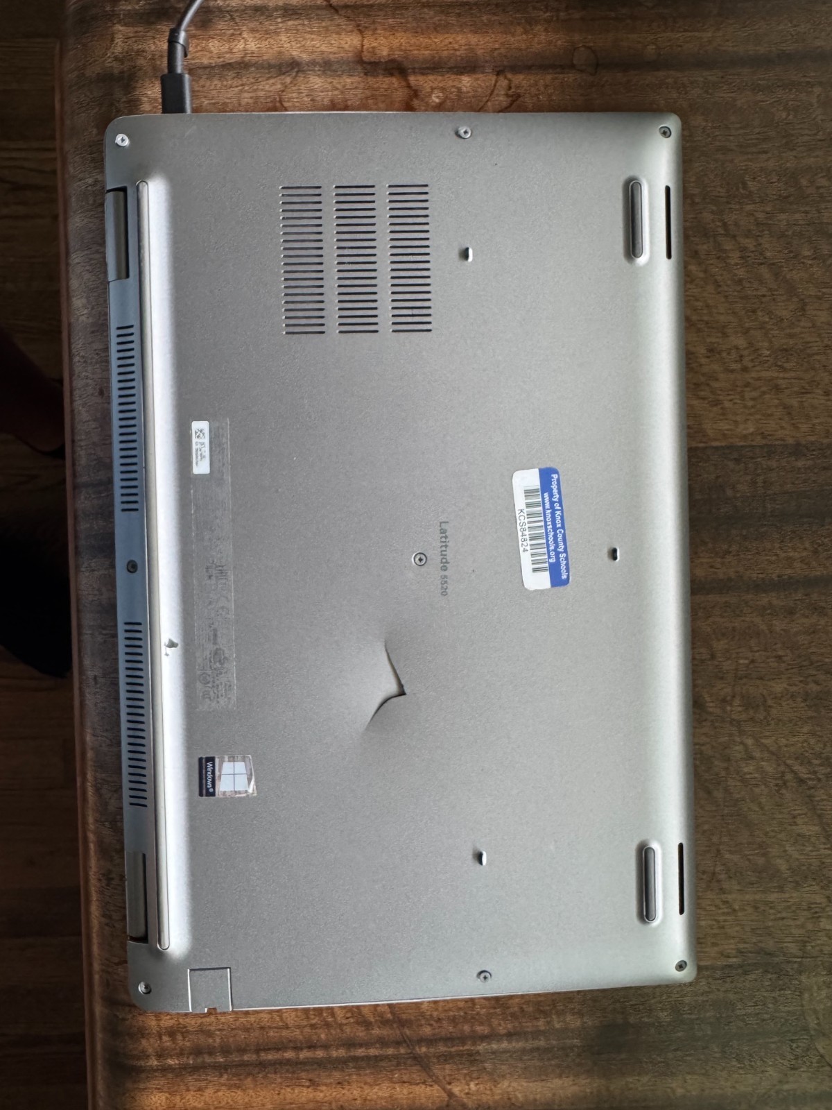 Dell Latitude 5520 15.6″ Laptop i7 8G RAM 128GB C Grade WORKS READ DESCRIPTION