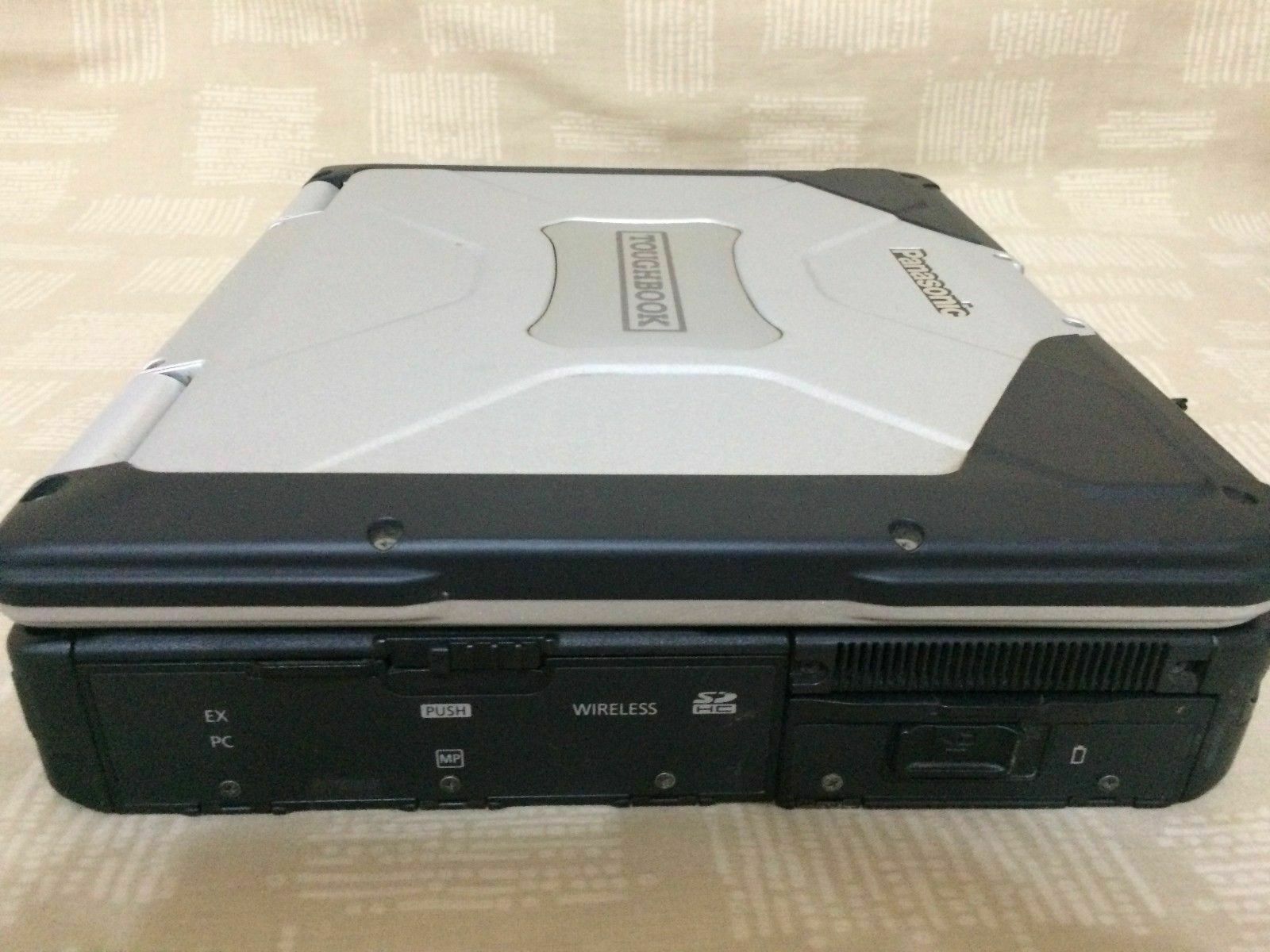 Panasonic toughbook CF-31 MK1 Core i5 2.4ghz 8GB 256GB Rugged Serial Win7 32bit