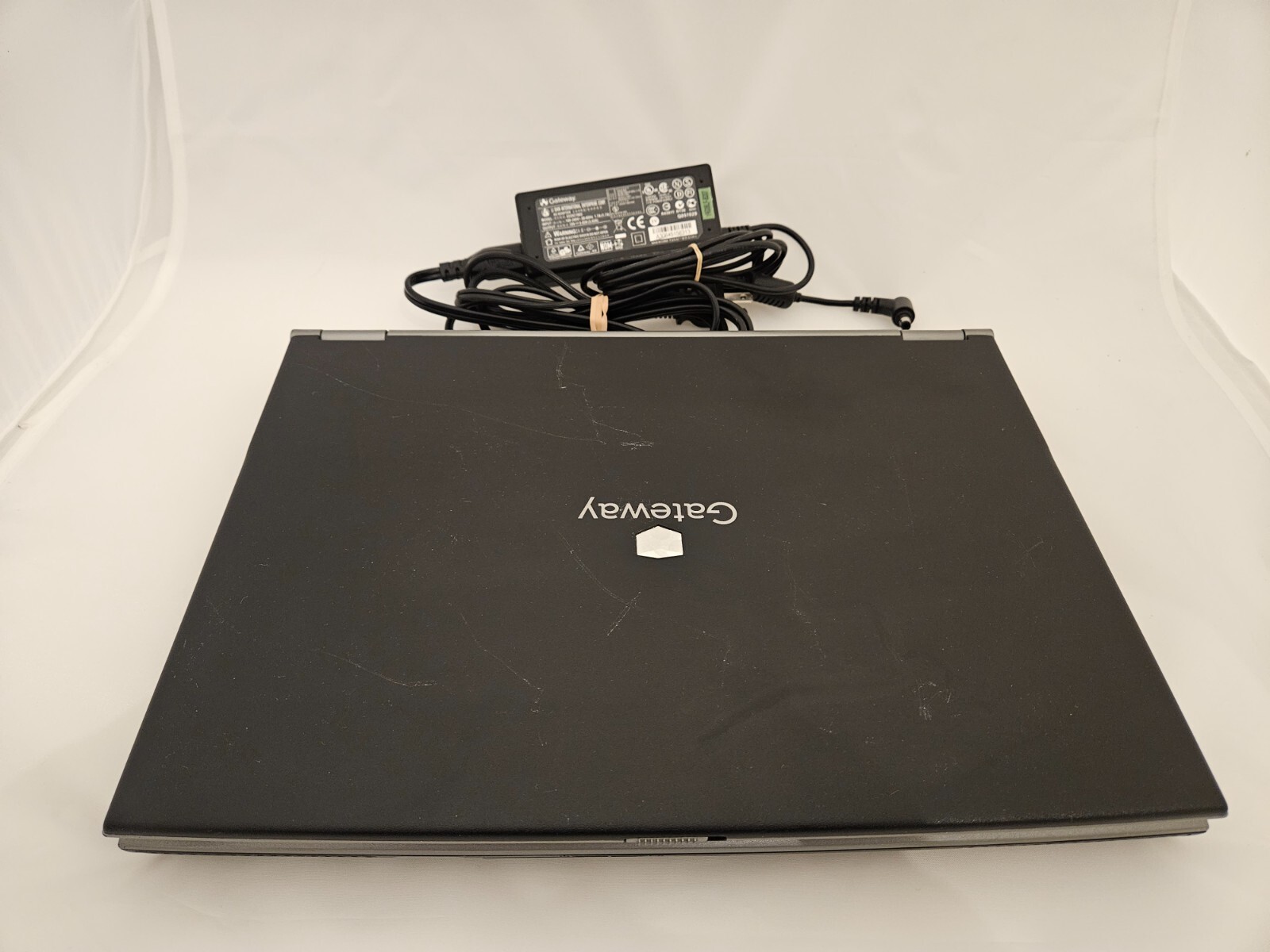 Gateway Laptop 340UI Intel Pentium dual-core (1.60GHz) 2GB Memory 120GB HDD