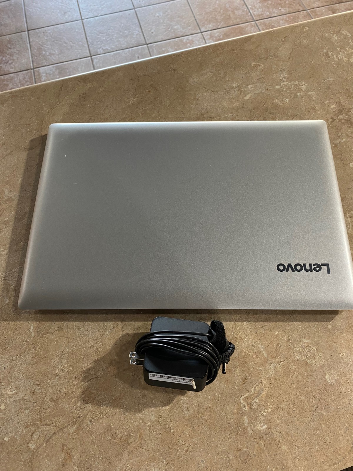Lenovo Ideapad 320-15ABR 15.6″ AMD A12-9720P 8GB RAM 120GB SSD Window 11 Home