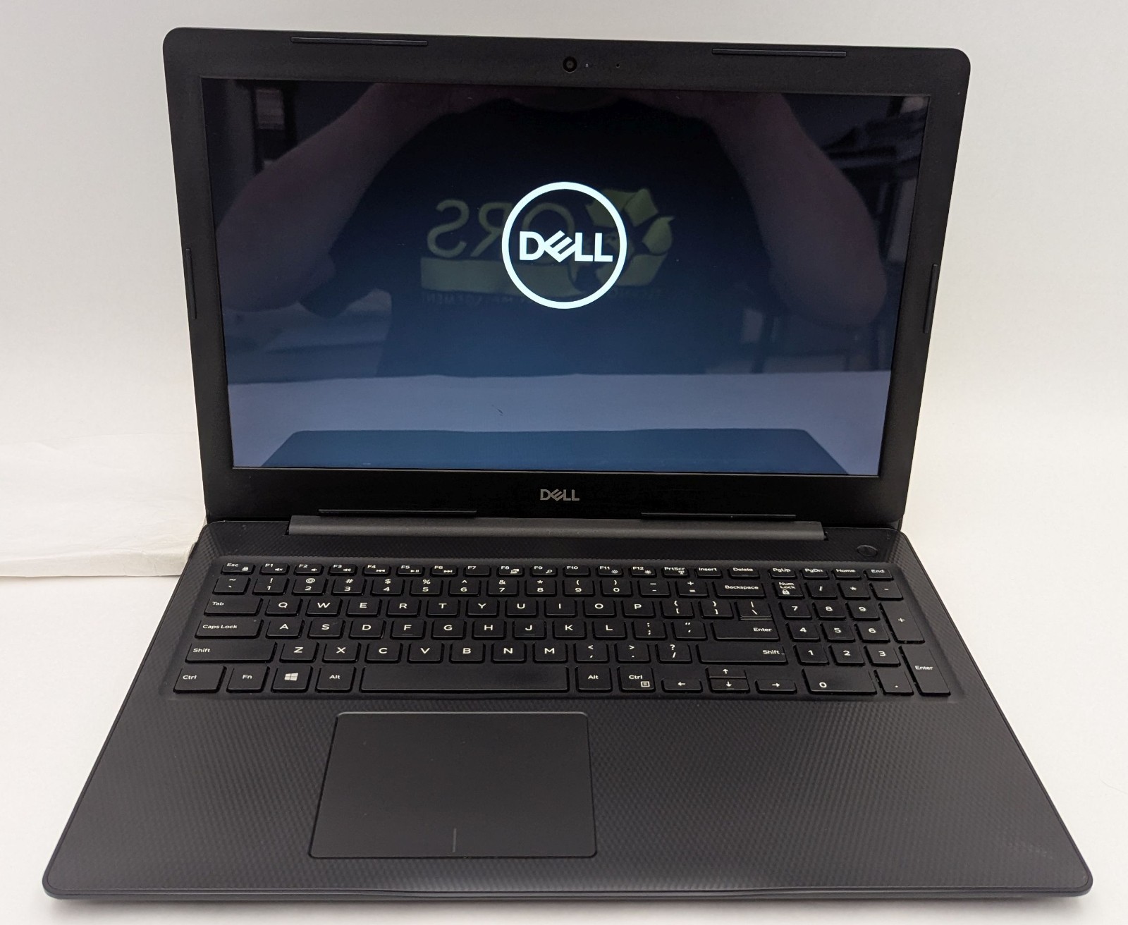 Incomplete Dell Inspiron 3585 15.6″ Touch Laptop Ryzen 3 2200U 2.50GHz 8GB RAM
