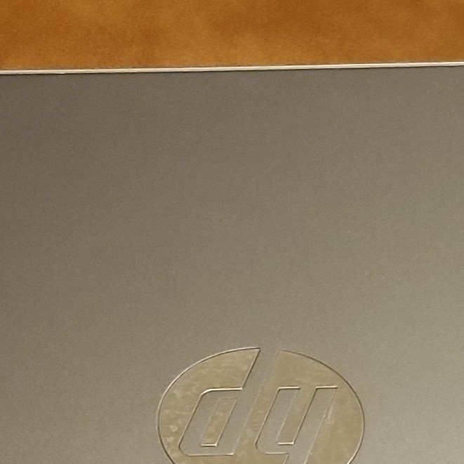 HP Pavilion 15-cs0053cl 15″ FHD i5-8th Gen 8GB 256GB SSD Silver Wi-Fi