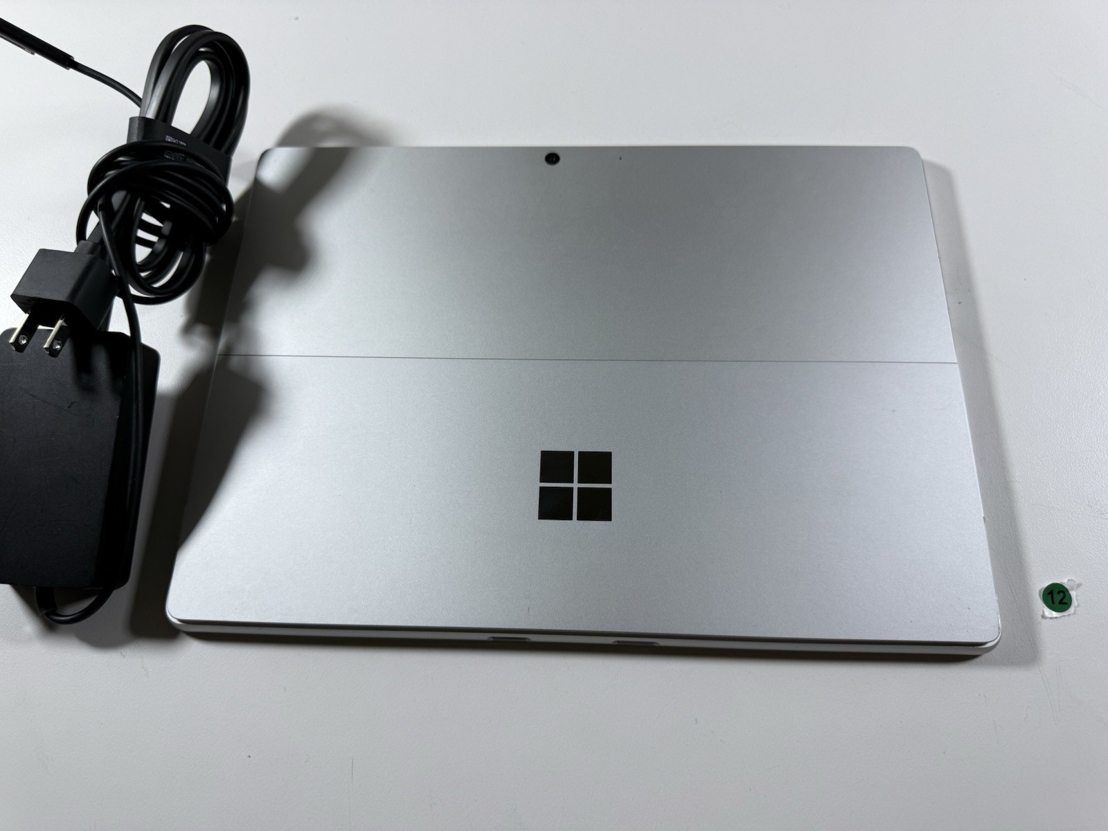 Microsoft Surface Pro 9 2038 i7-1265U, 16GB RAM, 512GB SSD Win 11 Pro Silver