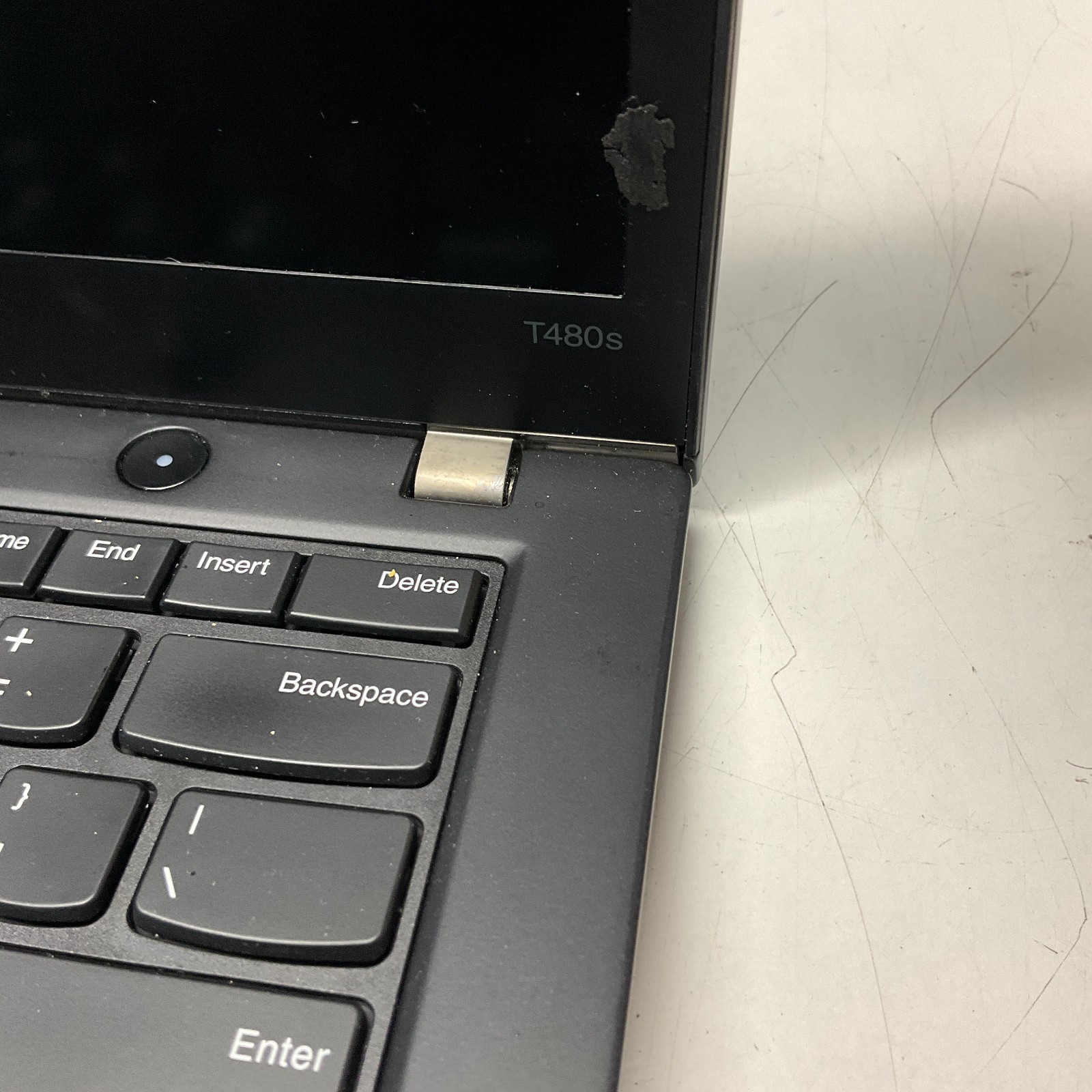 Lenovo ThinkPad T480s 14” Intel Core i5-8250U 3.4GHz Laptop BROKEN LCD AS IS