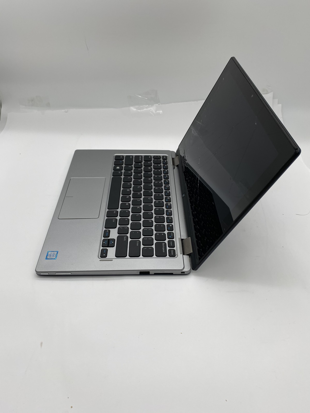 Dell Inspiron 11-3153 Laptop Core i3 6100U 2.3GHz 4GB RAM 128GB SSD Touch