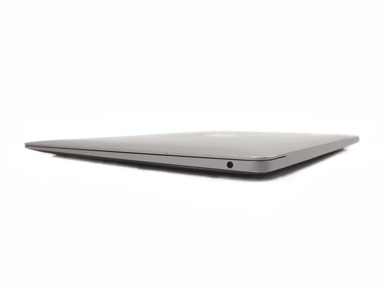 Apple A2179 MackBook Air 13″ i5 8GB RAM 512GB SSD