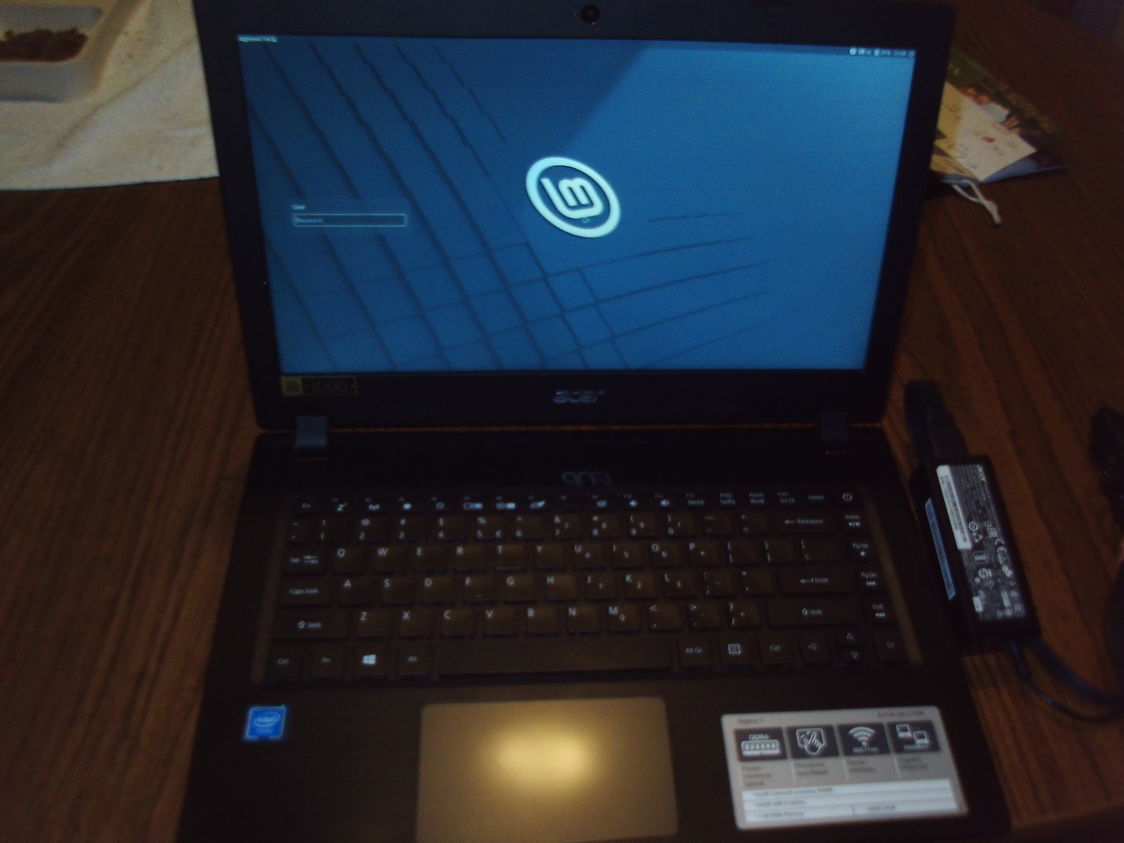 Aspire 1 A114-32-C1YA 4Gb DDR4 64Gb eMMC N4000 Bluetooth, Camera, WiFi