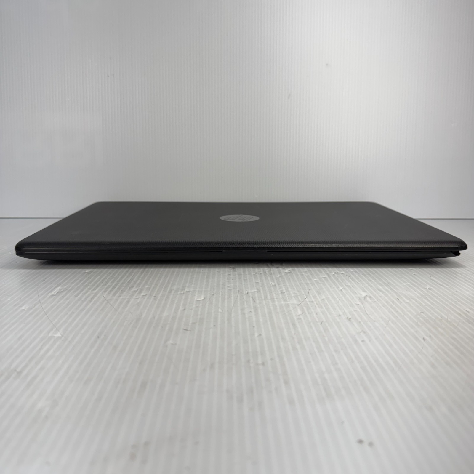 HP 17-bs049dx i5-7200U 17.3″ Windows 11 Laptop 128GB SSD **WEAR SEE PICS