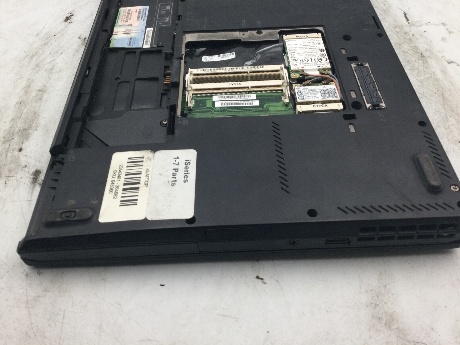 Lenovo ThinkPad T410S 14″ Laptop Intel Core i5 1st Gen. -NO POWER/BAD SCREEN- BB