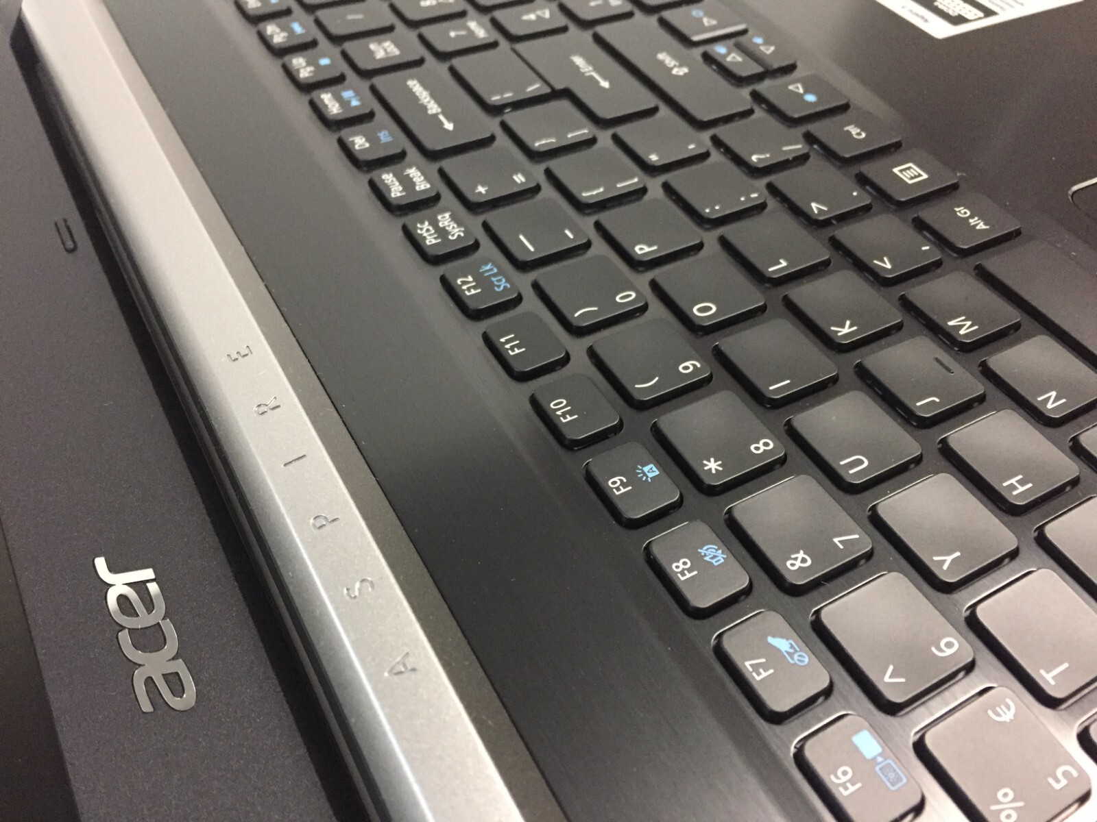 *Bad Battery*Acer Aspire 5 A515-51-596K 15.6″ Laptop/i5-8250U/8GB/256GB SSD/W10H
