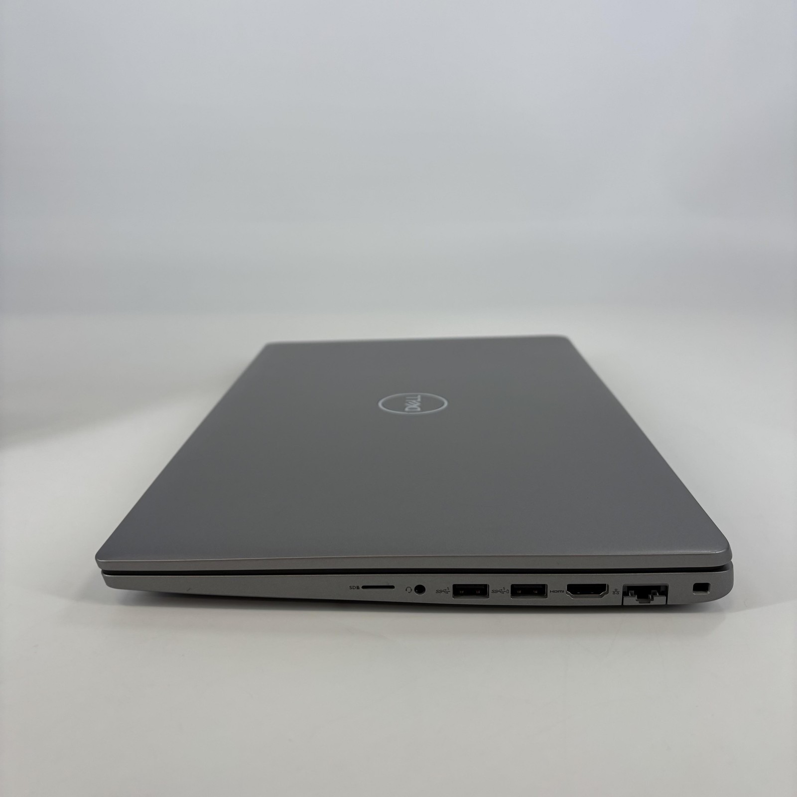 Dell Precision 3590 15.6″ FHD Intel 16 Core Ultra 7 155H 64GB 2TB SSD Excellent