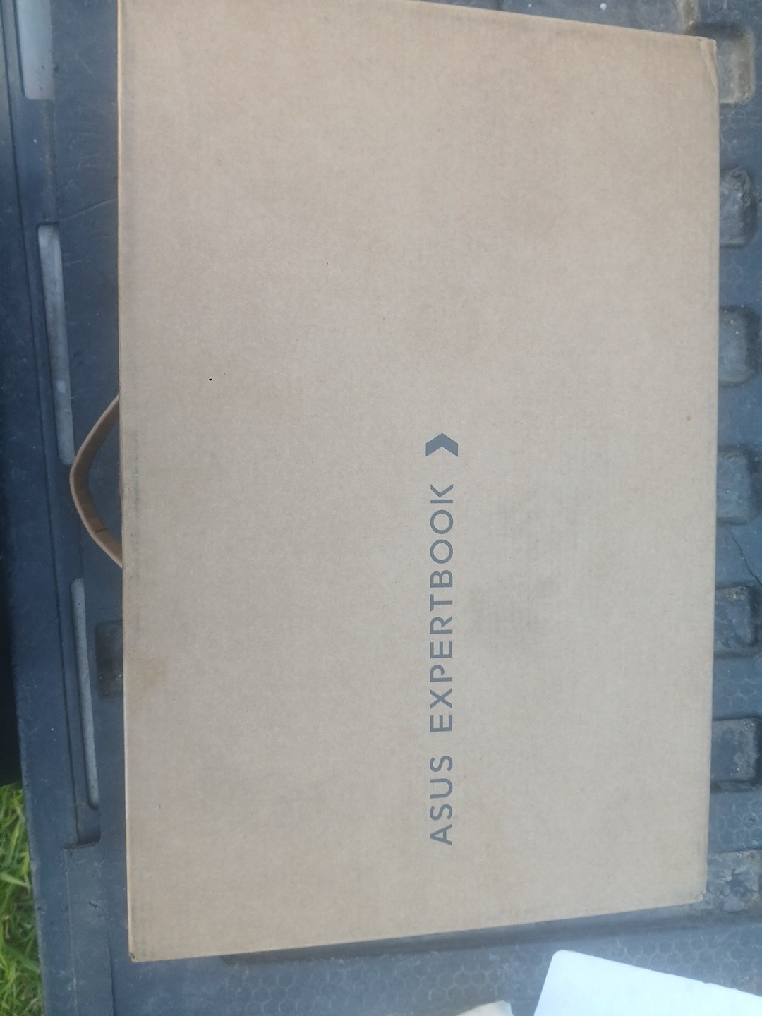 ASUS Expertbook Laptop Model # 51403CTA