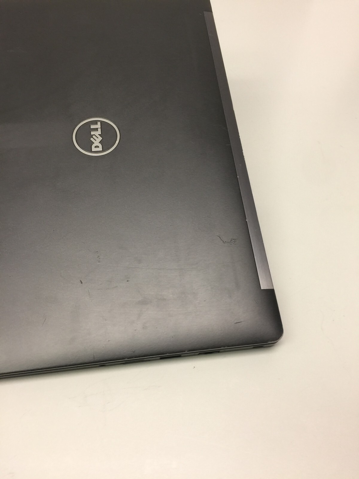 Dell Latitude 7480 14″Core i5 7th gen 2.60GHz 8GB 256GB SSD WIN 11 PRO TOUCH