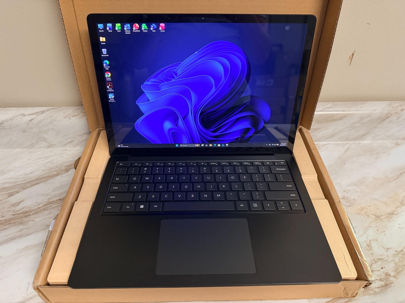 Microsoft Surface Laptop 4 i7-1185G7 16GB RAM 256GB SSD 15″ Touch W11 PRO