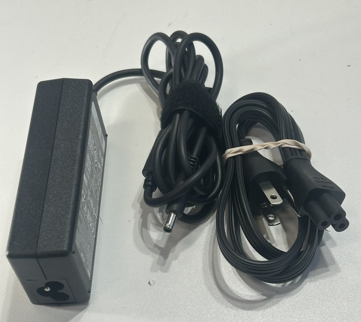 DELL COMPUTER INSPIRON P112F (P19020121)