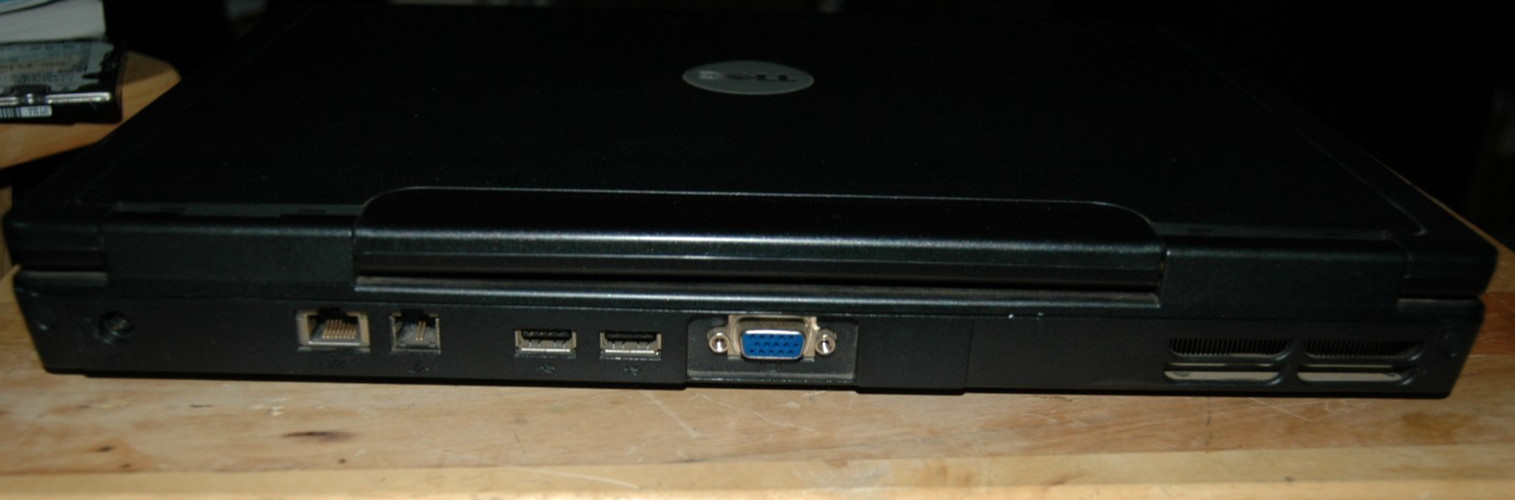 2 laptops Dell Vostro 1000 15″ [AS IS] AMD Turion 64 X2 and CTX EzBook 700E