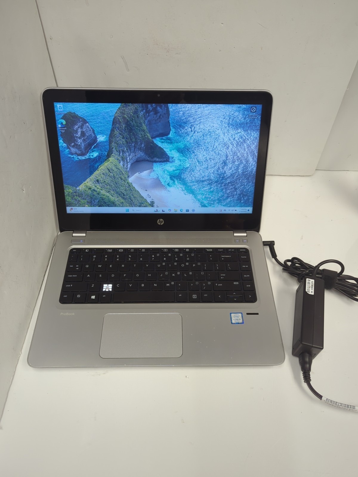 HP ProBook 440 G4 Touch 14″ Laptop i5-7200U/ 8GB/240GB SSD/Win11 (LCD Cracked) –