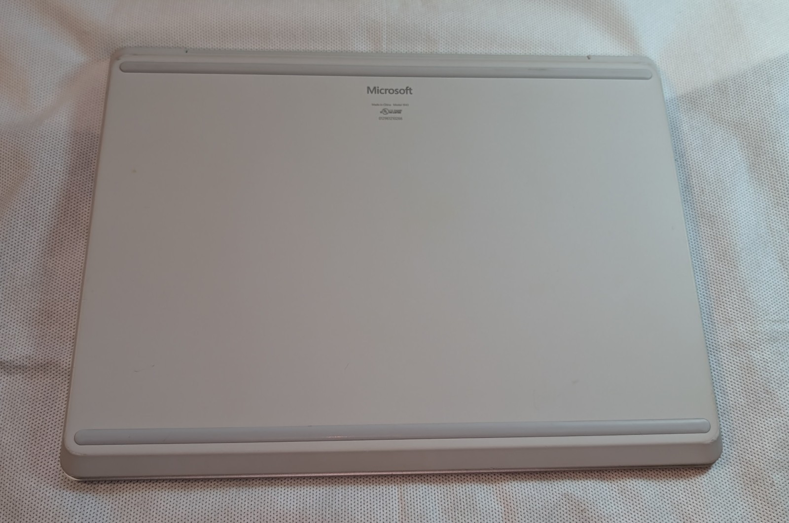NICE SILVER Microsoft Surface LAPTOP GO i5 TOUCHSCREEN WINOWS 11