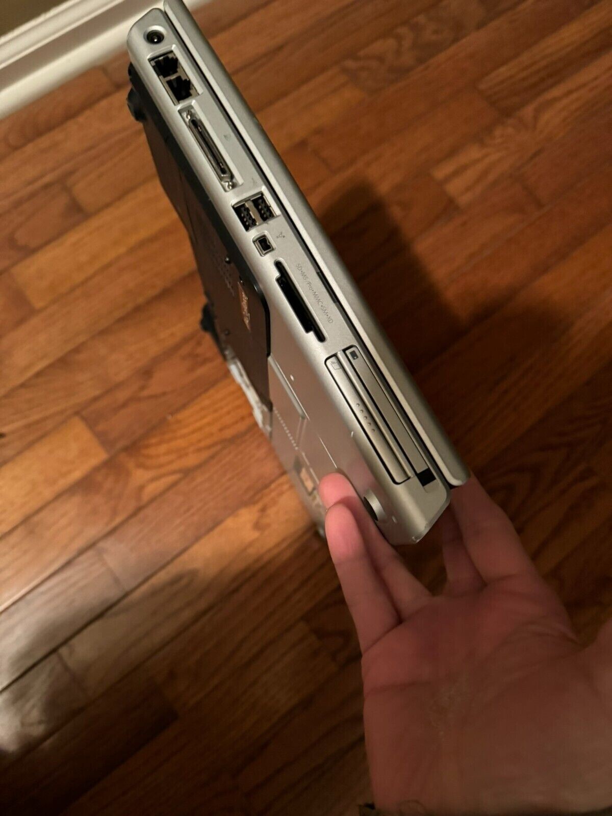 HP Pavilion dv4000 DV4165CL Laptop Intel Pentium – No HDD, No RAM, No Battery