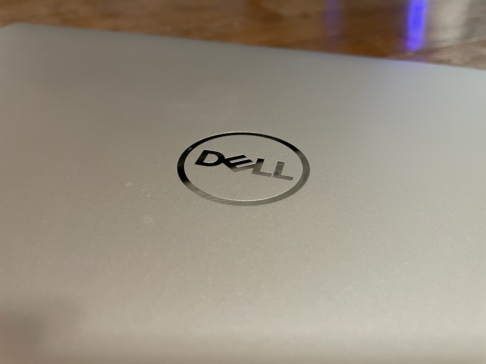 Dell XPS 16 9640 16″ FHD+ ULTRA 9 185H 1TB 32GB RTX 4060 8GB Backlit 120Hz wCASE