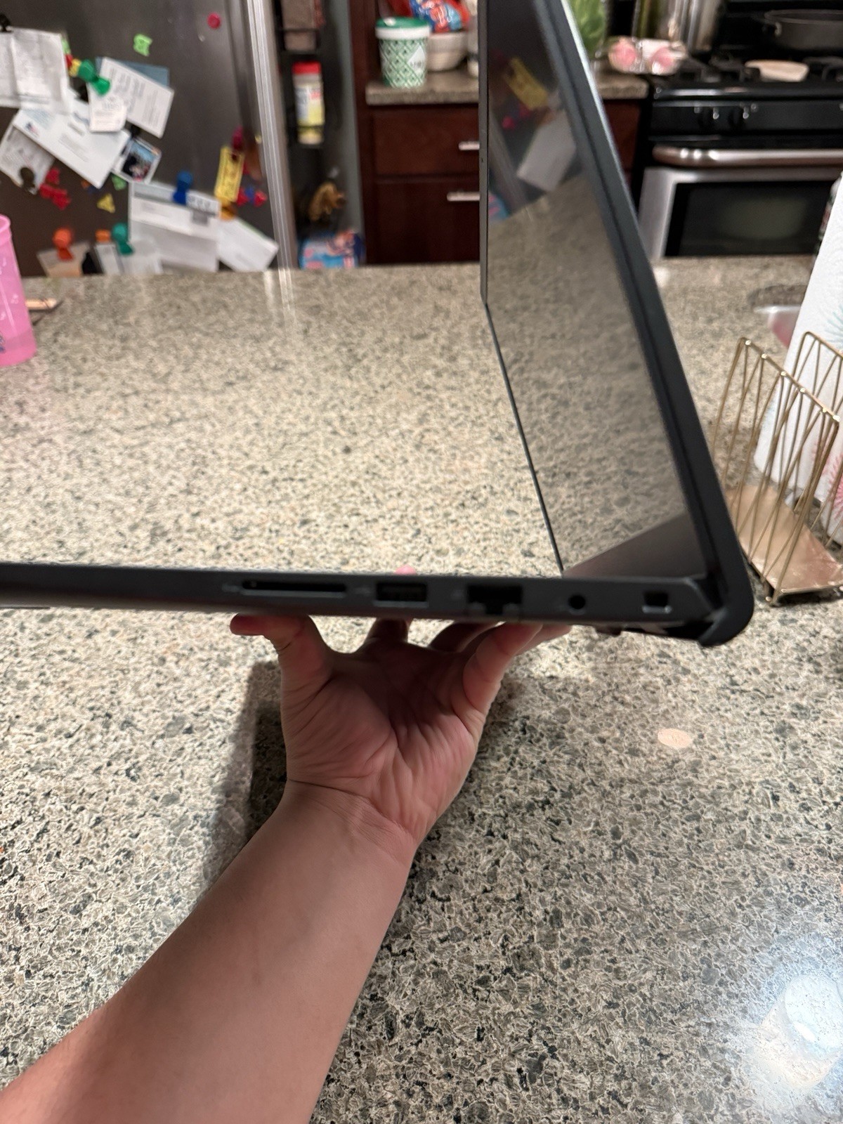 Dell Vostro 3420 11th Gen i7-1165G7 2.8GHz | 16gb 512gb ssd 128mb Iris Xe Graph