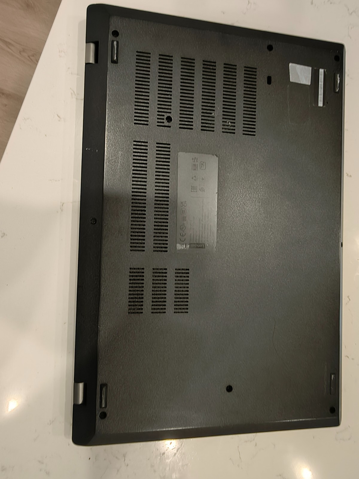 Lenovo ThinkPad T15p Gen 2 – i7 – 32GB RAM – GTX 1650 – Windows 11 Pro