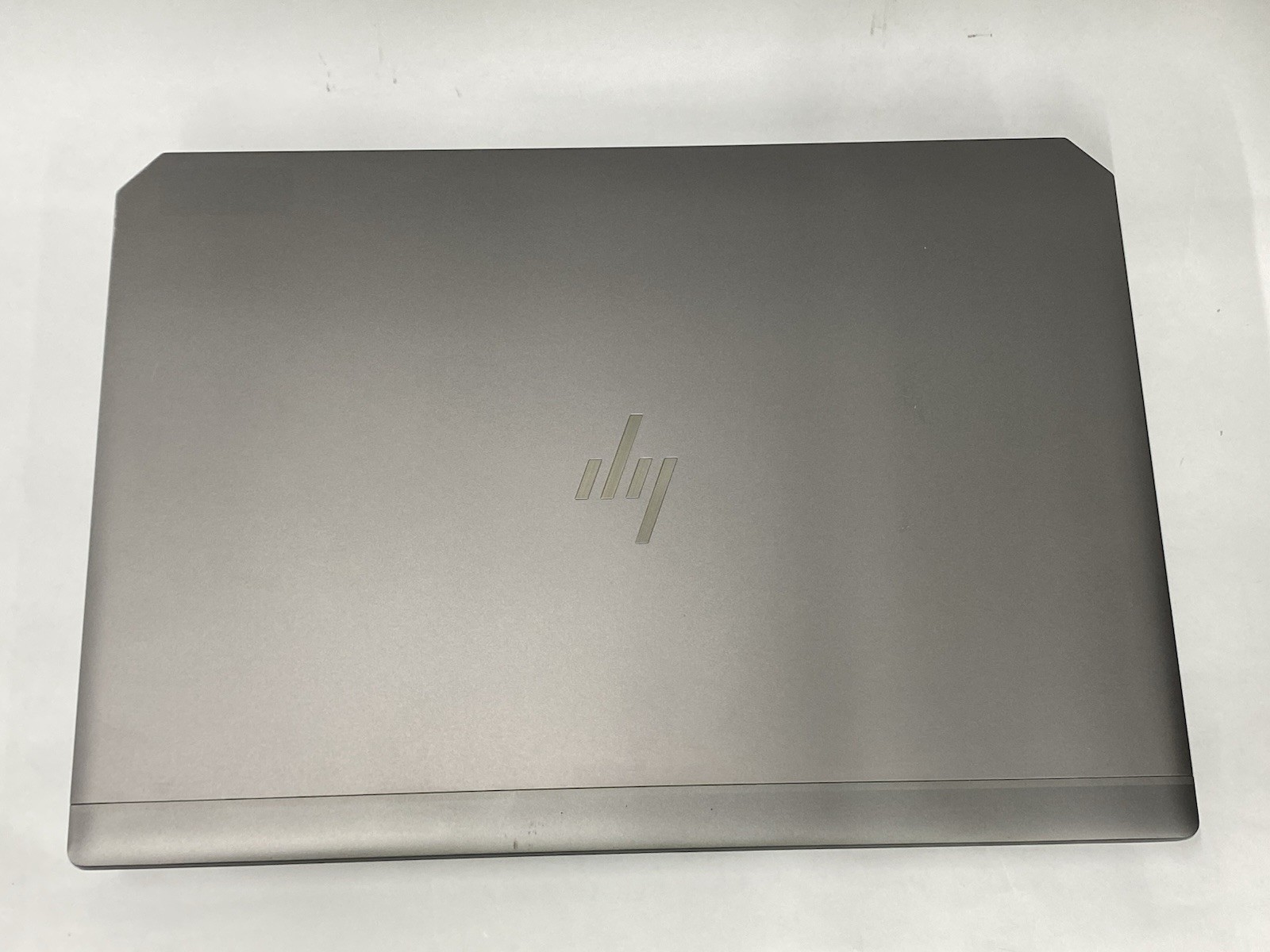 Lot of (2) HP Zbook 15 G6 – 4K – i7-9850H – No RAM/SSD/OS – READ
