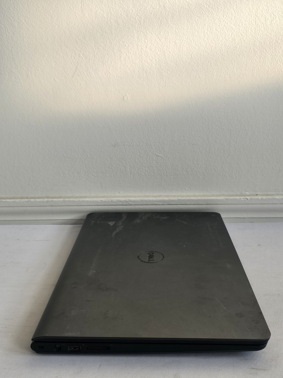 Dell Latitude E3550 Laptop – i3-5005u – 4GB RAM – 500GB HDD – BAD BATT – Win 10