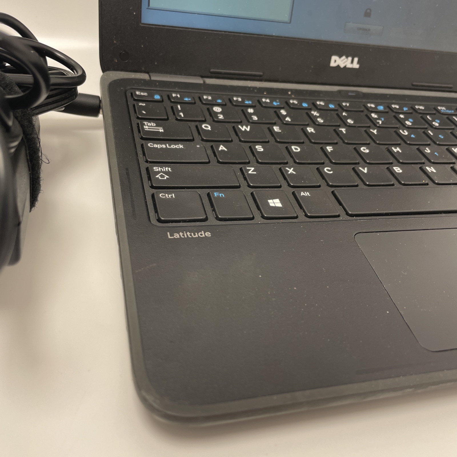Dell Latitude 3180 Celeron USER PASWORD locked For Parts or Repair-