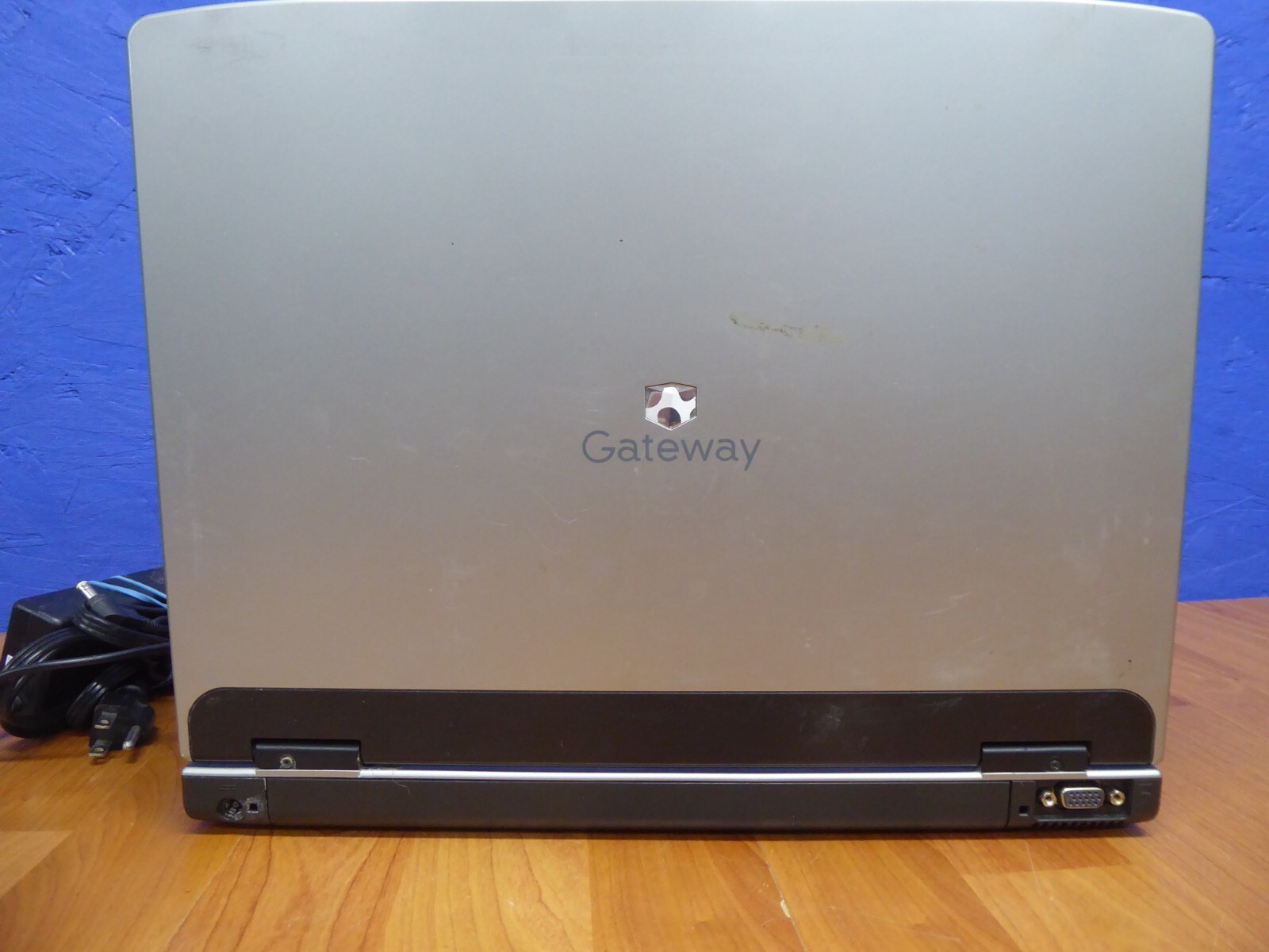 GATEWAY NX510X MA7 15.4″ LAPTOP INTEL T2300 1.66GHz 1GB 40GB- NO O/S LOADED