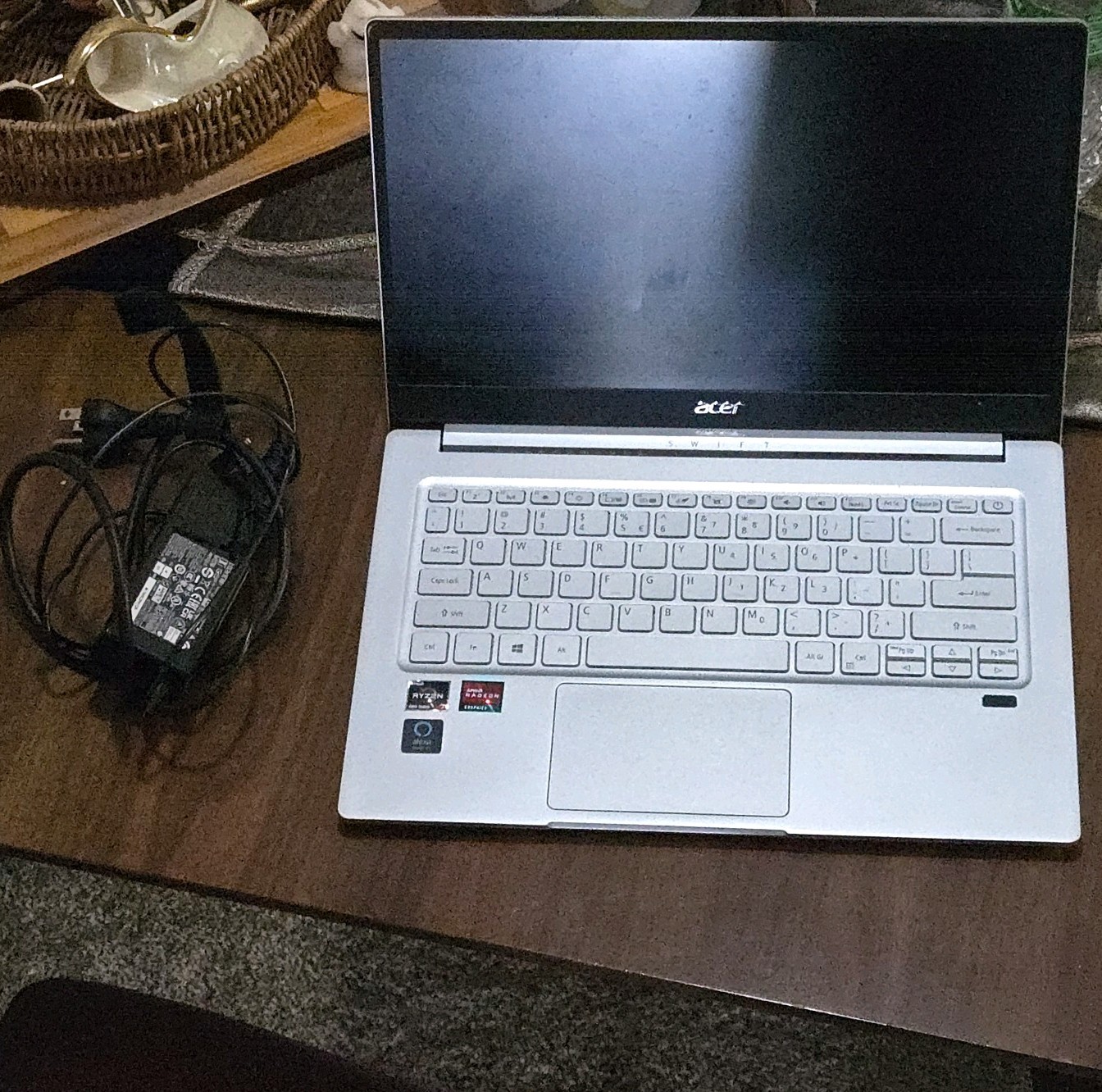 Acer Swift SF314-42 AMD Ryzen 7 500 GB SSD 8GB RAM