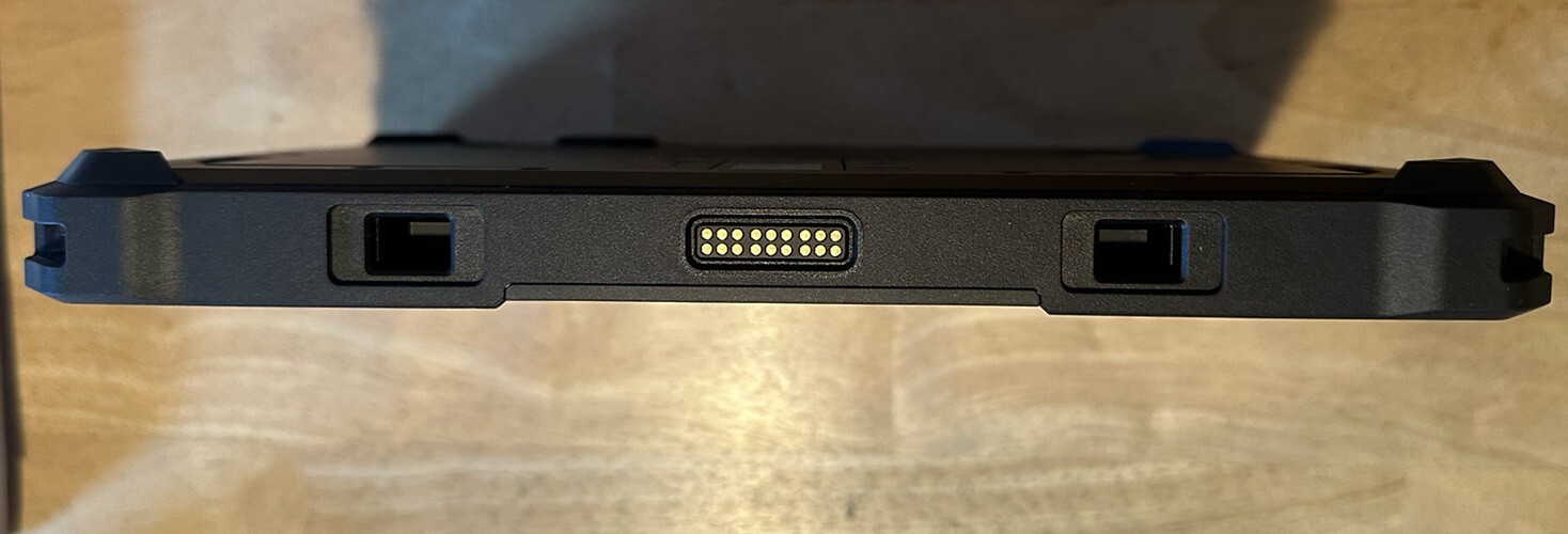 Dell Latitude RUGGED Extreme Tablet 7030 i7-1260U 1TB 16GB TOUCH CMRA BarCod WTY